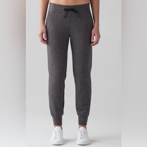 Lululemon On Track, Heathered Black Jogger, Size 6